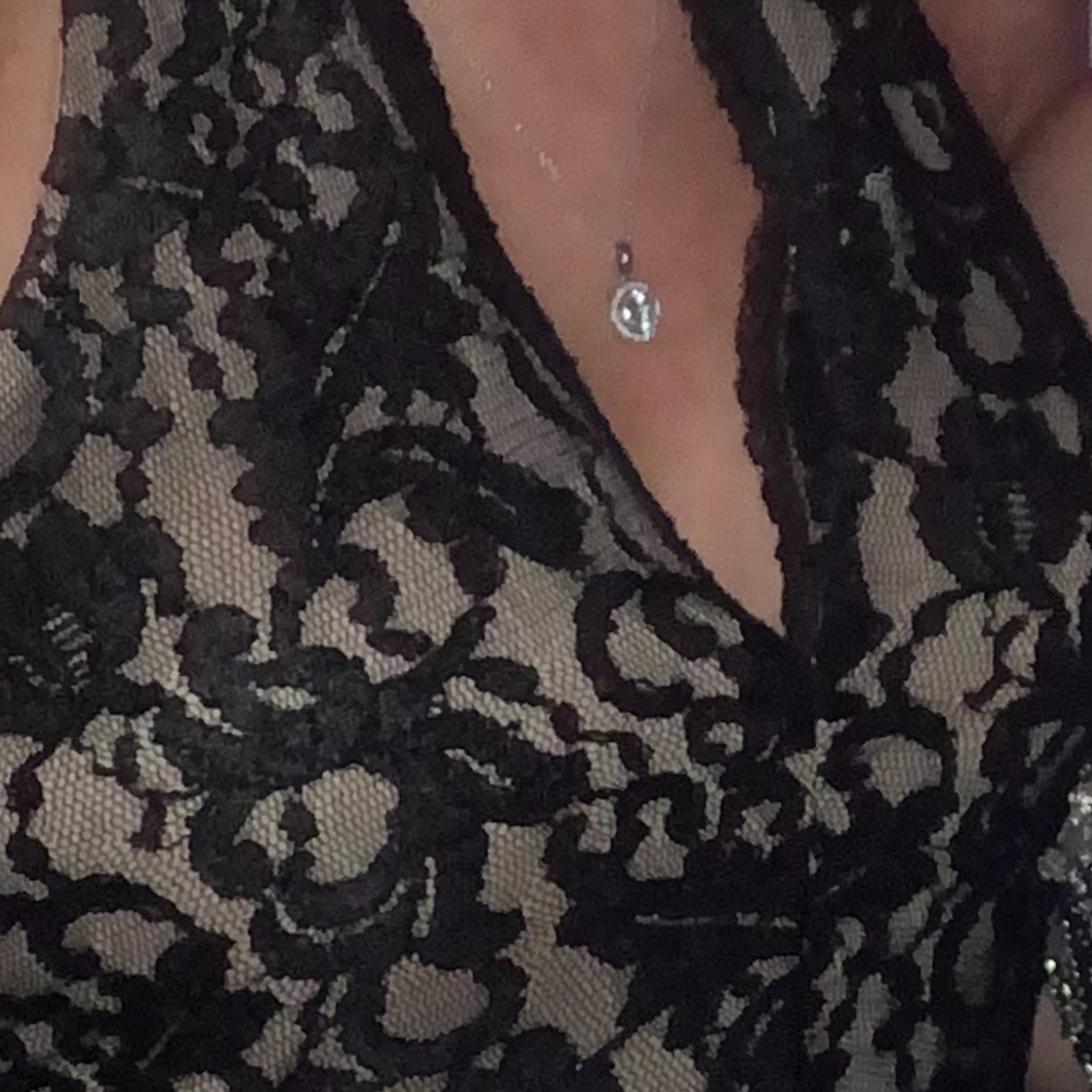 PROM DRESS!! - Picture 3 of 3